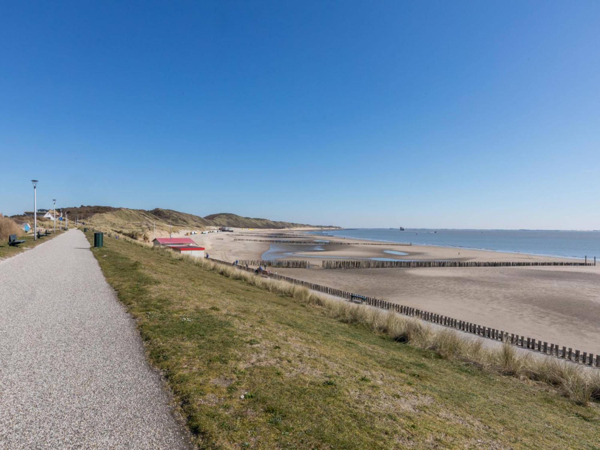Kurhaus By Interhome Appartement Zoutelande